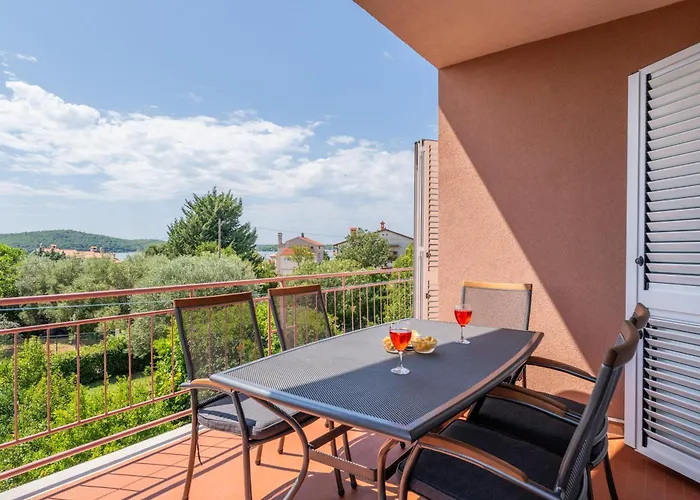 Rubina, 2 Bedrooms, Big Terrace And Secure Parking Apartman *
