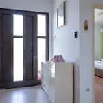 Апартаменты Rubina, 2 Bedrooms, Big Terrace And Secure Parking Медулин