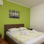 Rubina, 2 Bedrooms, Big Terrace And Secure Parking Апартаменты