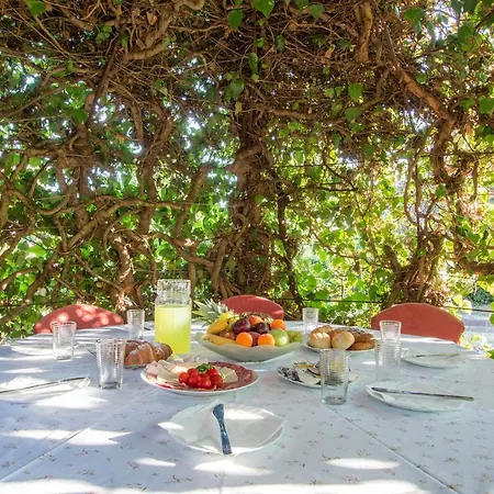 Rubina, 2 Bedrooms, Big Terrace And Secure Parking Appartamento Medolino