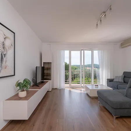 Rubina, 2 Bedrooms, Big Terrace And Secure Parking Апартаменты *